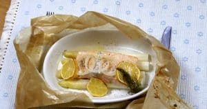 Spargel im Backofen mit Lachs