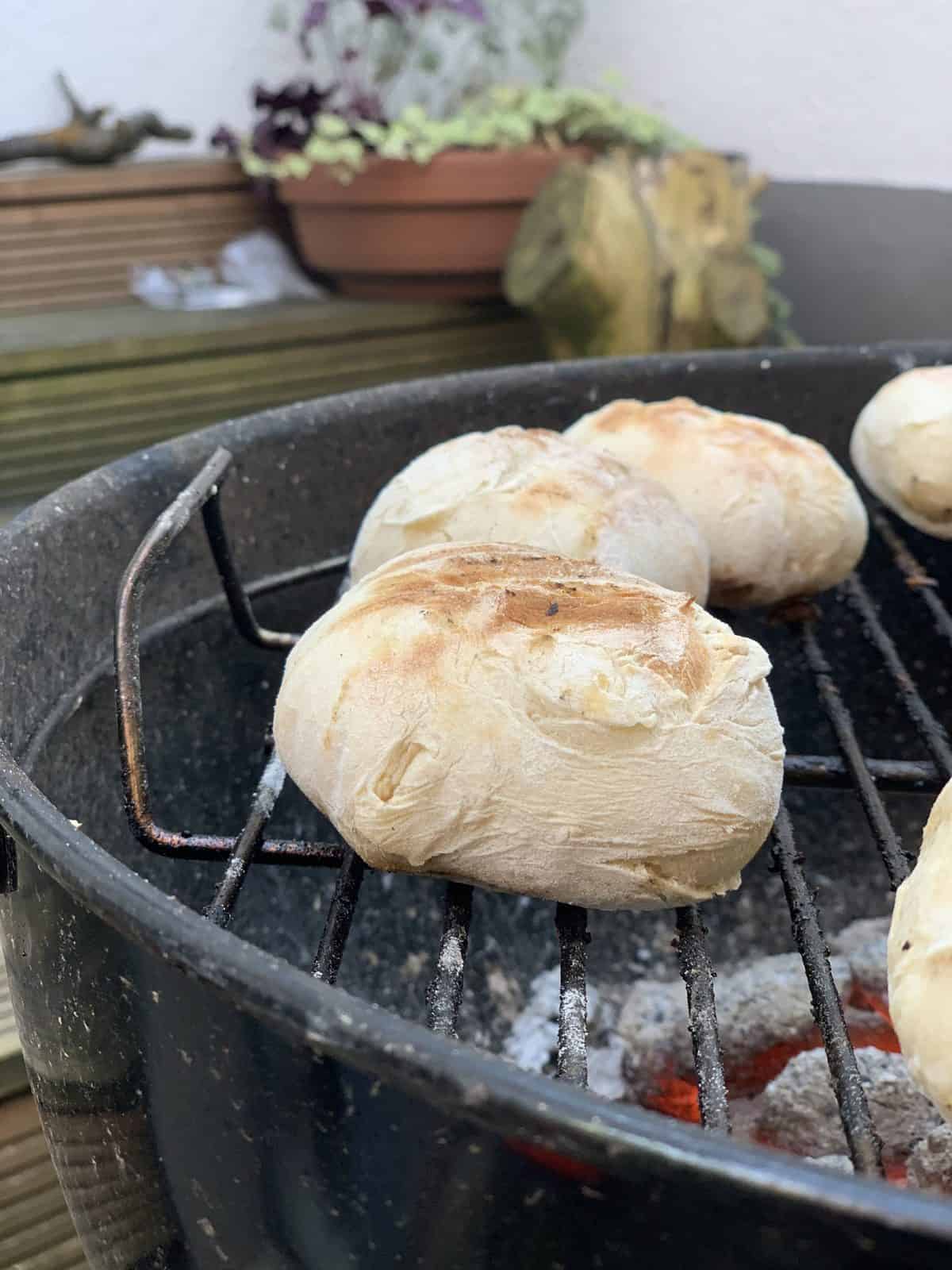 Brötchen für den Grill